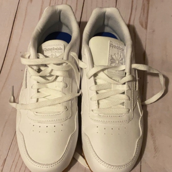Women’s Reebok classic - Picture 1 of 3